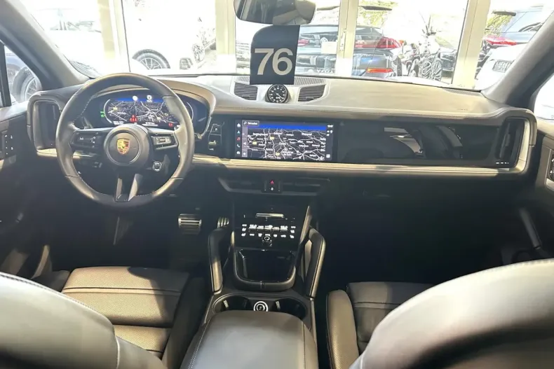 Porsche Cayenne din 2024 cu 13.233 km - oferta POR109495 - foto 27