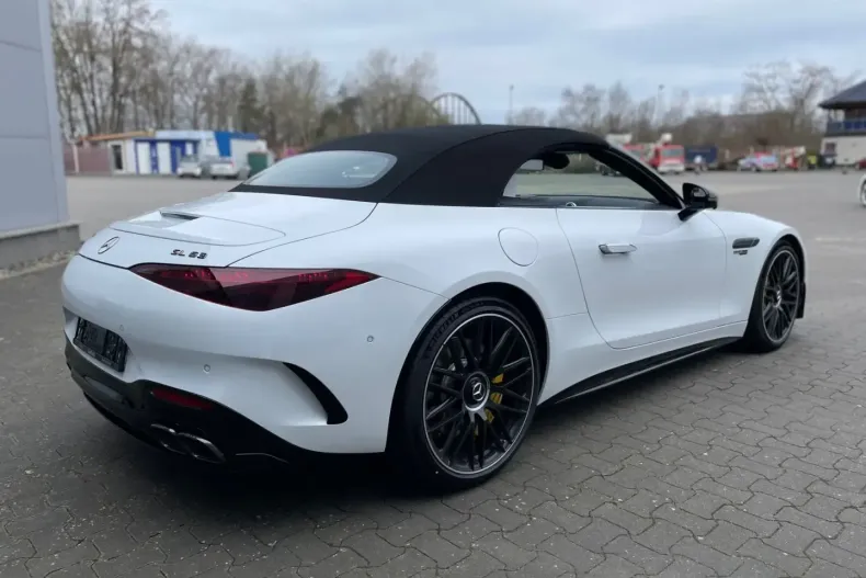 Mercedes-Benz SL 63 AMG din 2023 cu 22.600 km - oferta MER109497 - foto 3