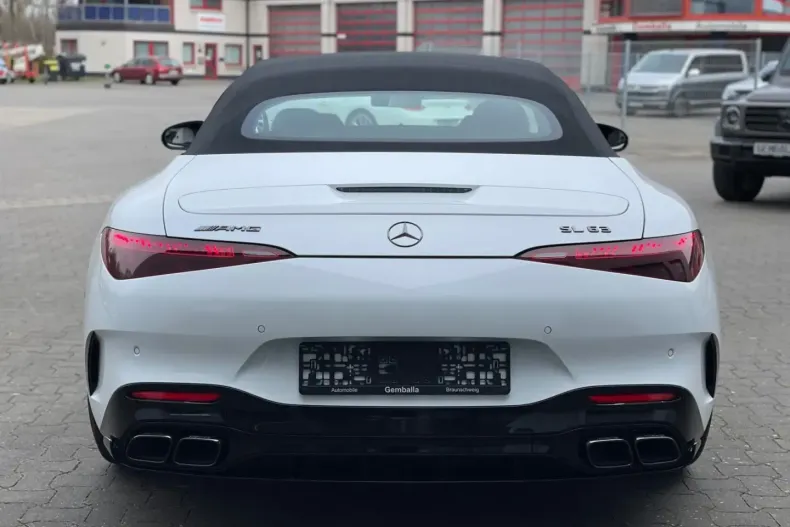 Mercedes-Benz SL 63 AMG din 2023 cu 22.600 km - oferta MER109497 - foto 7