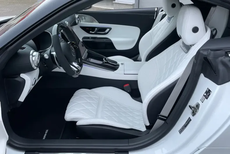 Mercedes-Benz SL 63 AMG din 2023 cu 22.600 km - oferta MER109497 - foto 8