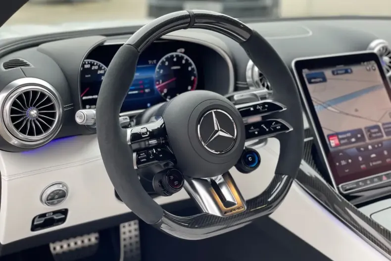 Mercedes-Benz SL 63 AMG din 2023 cu 22.600 km - oferta MER109497 - foto 10