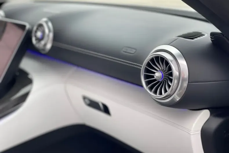 Mercedes-Benz SL 63 AMG din 2023 cu 22.600 km - oferta MER109497 - foto 18