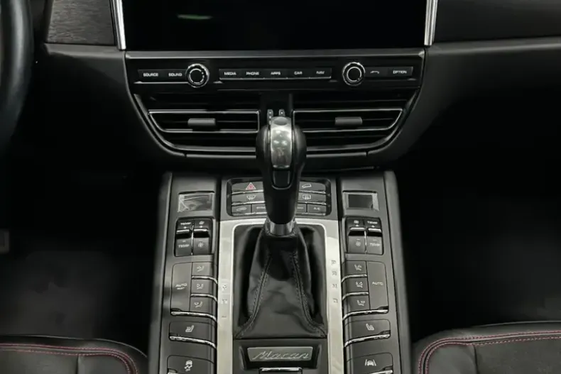 Porsche Macan din 2020 cu 83.473 km - oferta POR109502 - foto 16