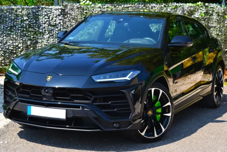 Lamborghini Urus din 2022 cu 14.000 km - oferta LAM109517 - foto 1