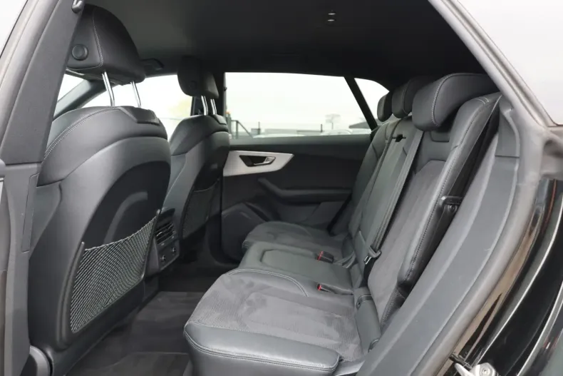 Audi Q8 din 2023 cu 30.296 km - oferta AUD109541 - foto 14