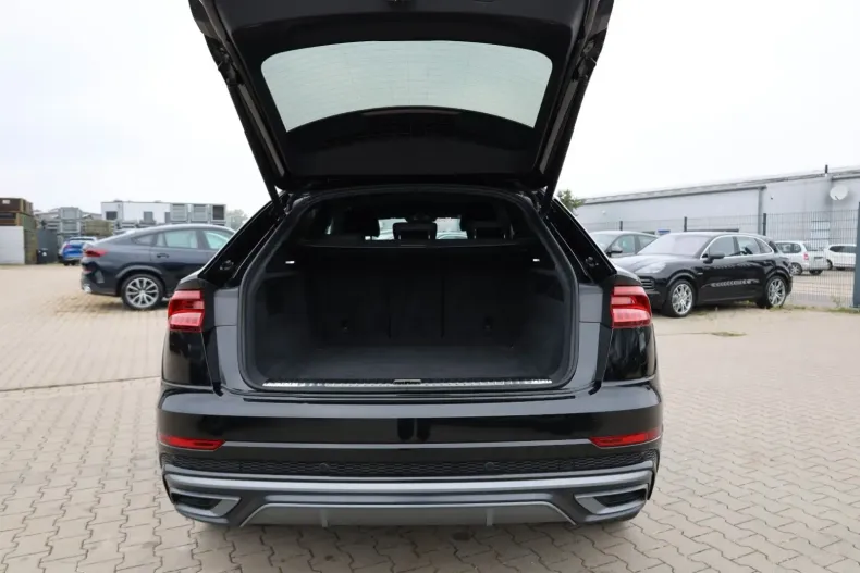 Audi Q8 din 2023 cu 30.296 km - oferta AUD109541 - foto 26