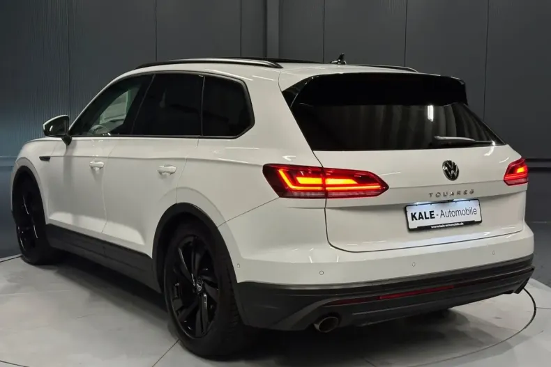Volkswagen Touareg din 2021 cu 75.000 km - oferta VOL109549 - foto 3