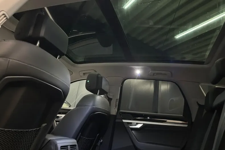 Volkswagen Touareg din 2021 cu 75.000 km - oferta VOL109549 - foto 10