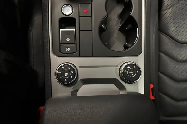 Volkswagen Touareg din 2021 cu 75.000 km - oferta VOL109549 - foto 22