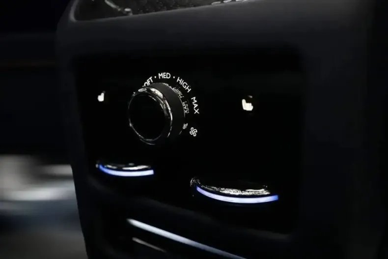 Rolls-Royce Ghost din 2023 cu 33.785 km - oferta ROL109551 - foto 26