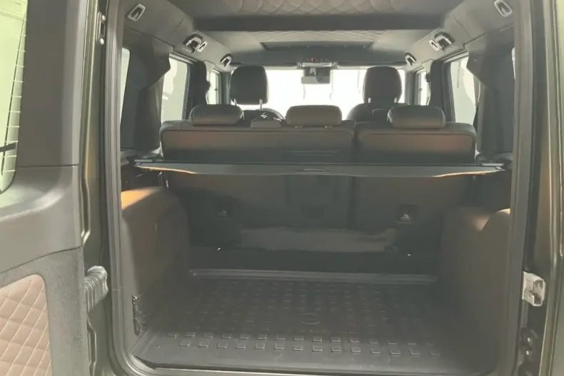 Mercedes-Benz G 500 din 2024 cu 4.000 km - oferta MER109558 - foto 12