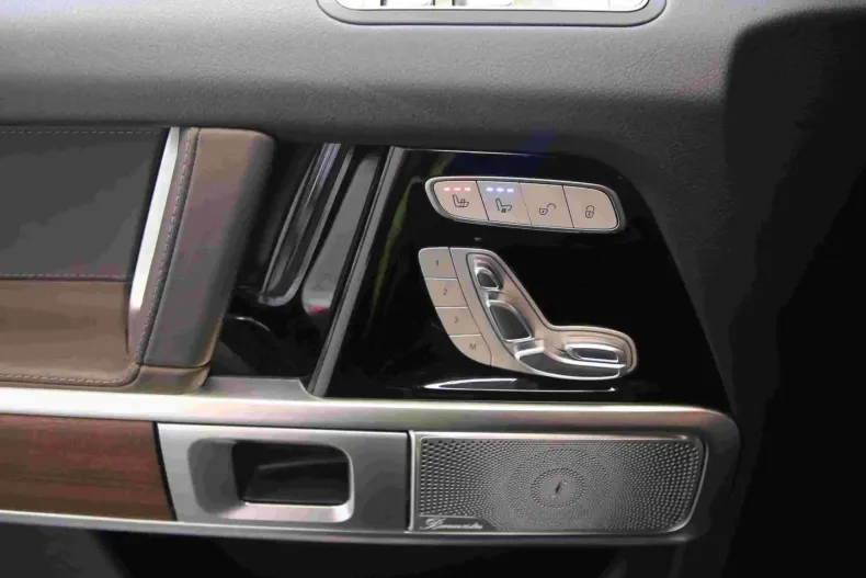 Mercedes-Benz G 500 din 2023 cu 12.033 km - oferta MER109560 - foto 8