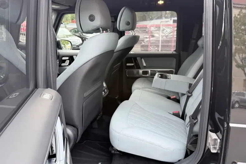 Mercedes-Benz G 63 AMG din 2024 cu 8.900 km - oferta MER109562 - foto 10