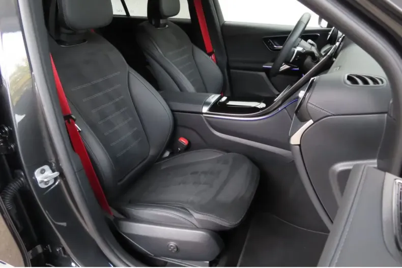 Mercedes-Benz GLC 200 din 2024 cu 11.657 km - oferta MER109600 - foto 9