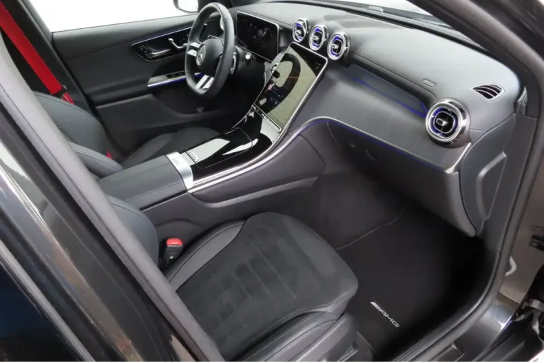 Mercedes-Benz GLC 200 din 2024 cu 11.657 km - oferta MER109600 - foto 10