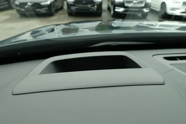 Volvo XC90 din 2024 cu 29.600 km - oferta VOL109615 - foto 15