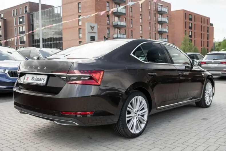 Skoda Superb din 2021 cu 71.227 km - oferta SKO109624 - foto 3