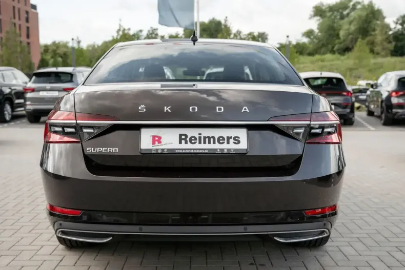 Skoda Superb din 2021 cu 71.227 km - oferta SKO109624 - foto 4