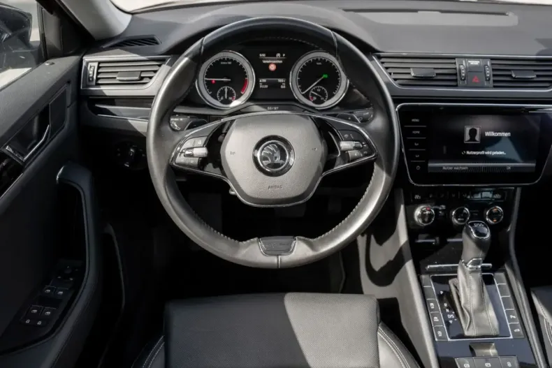 Skoda Superb din 2021 cu 71.227 km - oferta SKO109624 - foto 10