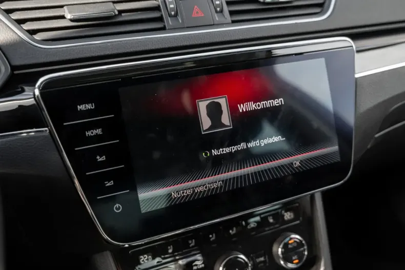 Skoda Superb din 2021 cu 71.227 km - oferta SKO109624 - foto 11