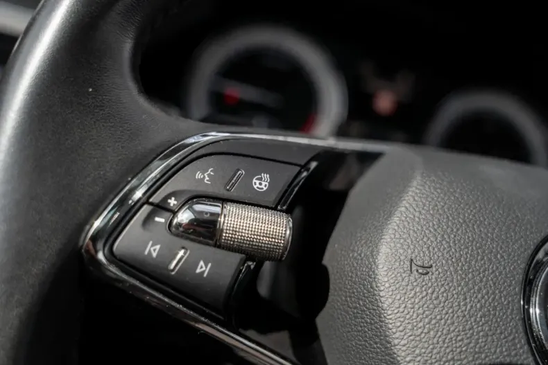 Skoda Superb din 2021 cu 71.227 km - oferta SKO109624 - foto 20