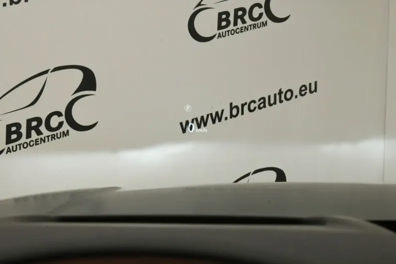 Land Rover Range Rover din 2024 cu 7.000 km - oferta LAN109627 - foto 5