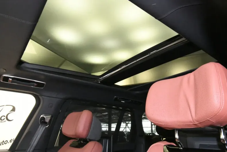 Land Rover Range Rover din 2024 cu 7.000 km - oferta LAN109627 - foto 9