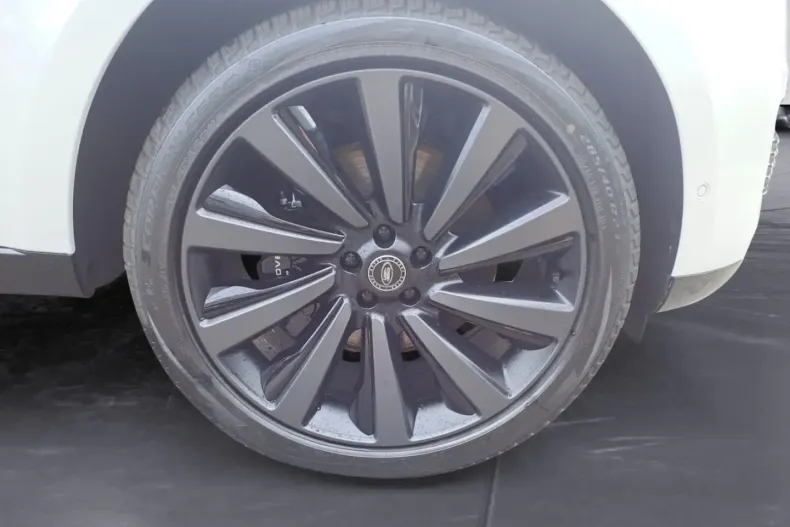 Land Rover Range Rover din 2024 cu 10.519 km - oferta LAN109630 - foto 9