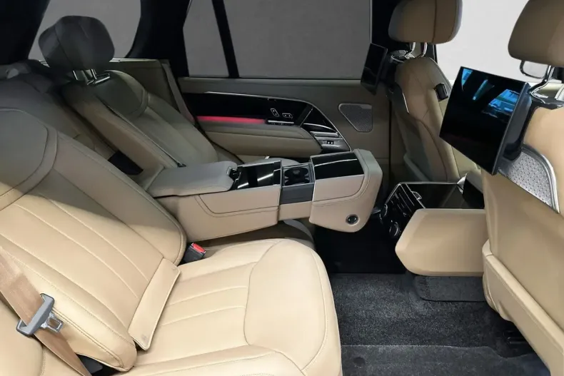 Land Rover Range Rover din 2024 cu 19.900 km - oferta LAN109639 - foto 5