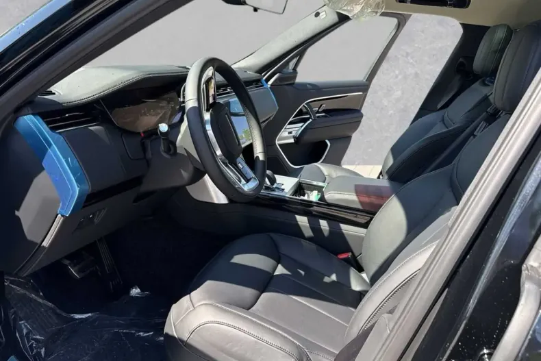 Land Rover Range Rover din 2024 cu 1.550 km - oferta LAN109641 - foto 5