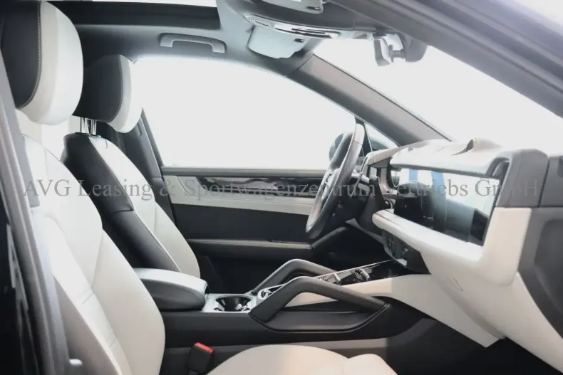 Porsche Cayenne din 2024 cu 24.445 km - oferta POR109644 - foto 10