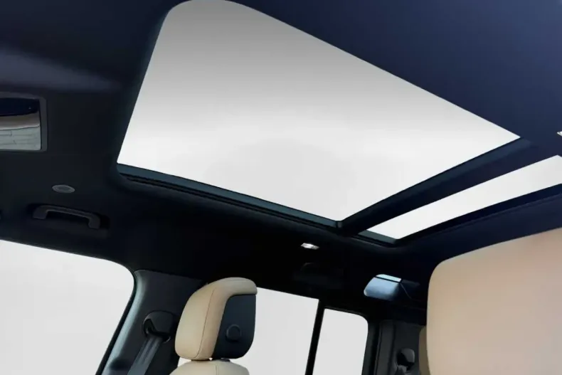 Land Rover Defender din 2024 cu 28.800 km - oferta LAN109647 - foto 12