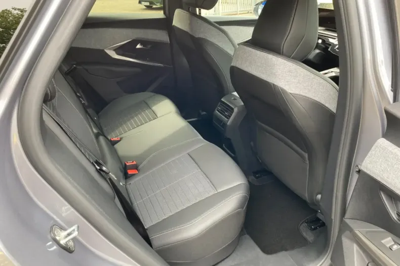 Peugeot 3008 din 2024 cu 20.450 km - oferta PEU109672 - foto 16