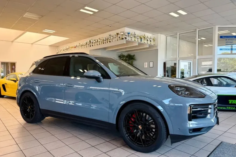 Porsche Cayenne din 2024 cu 3.997 km - oferta POR109677 - foto 1