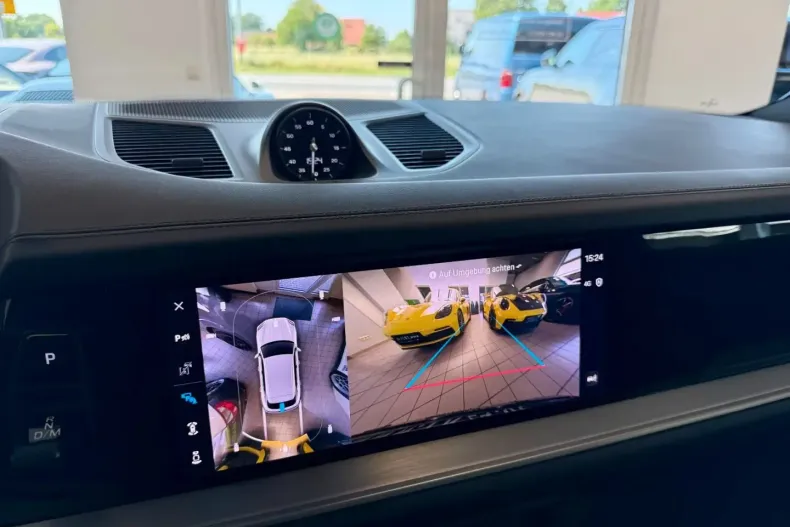 Porsche Cayenne din 2024 cu 3.997 km - oferta POR109677 - foto 17