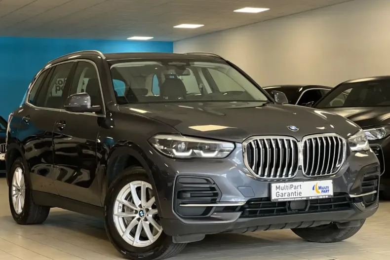BMW X5 din 2021 cu 123.551 km - oferta BMW109687 - foto 1