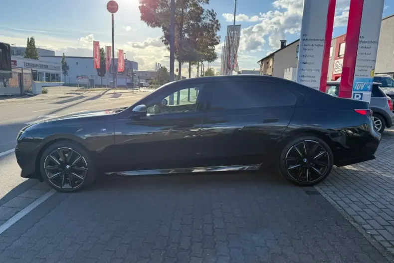 BMW 740 din 2024 cu 38.632 km - oferta BMW109698 - foto 8