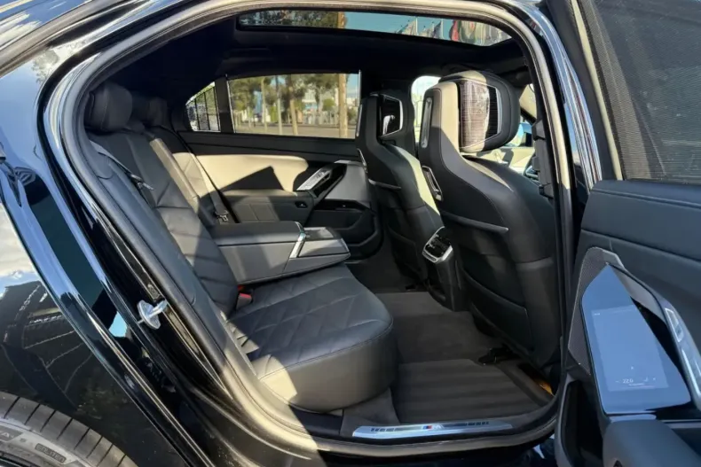 BMW 740 din 2024 cu 38.632 km - oferta BMW109698 - foto 16