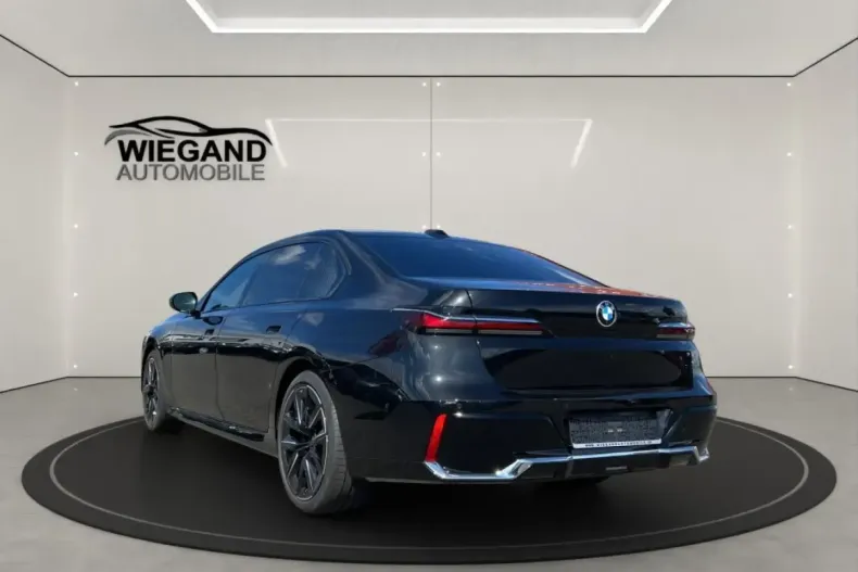 BMW 740 din 2024 cu 15.000 km - oferta BMW109715 - foto 3