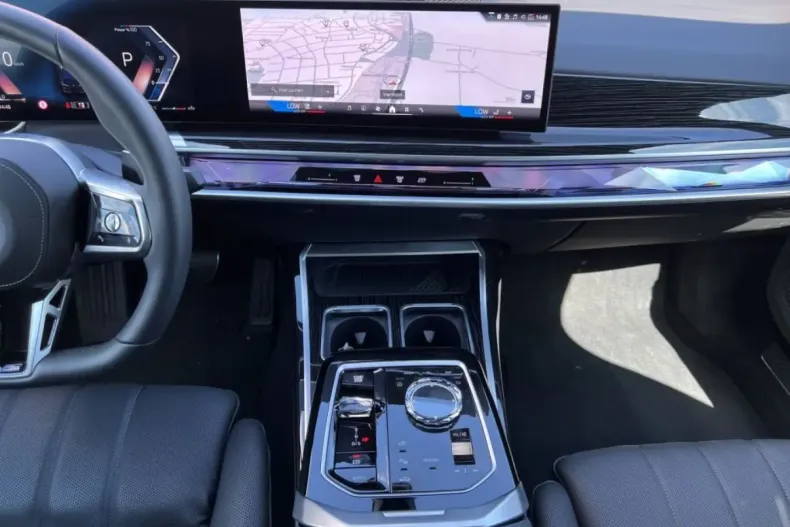 BMW 740 din 2024 cu 15.000 km - oferta BMW109715 - foto 11