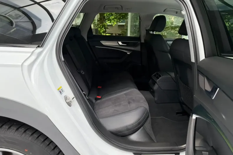 Audi A6 Allroad din 2021 cu 61.000 km - oferta AUD109721 - foto 12