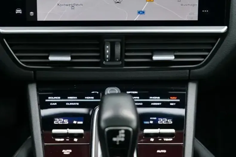 Porsche Cayenne din 2021 cu 71.140 km - oferta POR109735 - foto 15