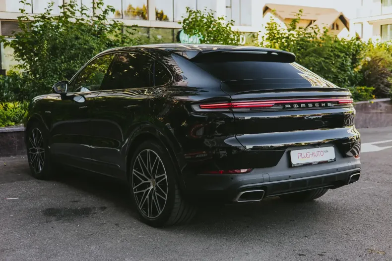 Porsche Cayenne din 2023 cu 31.900 km - oferta POR109739 - foto 10