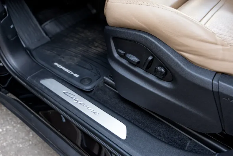 Porsche Cayenne din 2023 cu 31.900 km - oferta POR109739 - foto 20