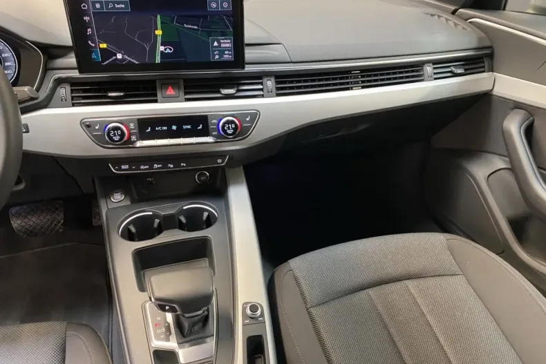 Audi A4 din 2024 cu 19.231 km - oferta AUD109750 - foto 12