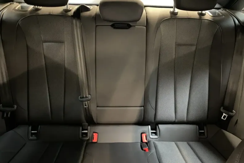 Audi A4 din 2024 cu 19.231 km - oferta AUD109750 - foto 14