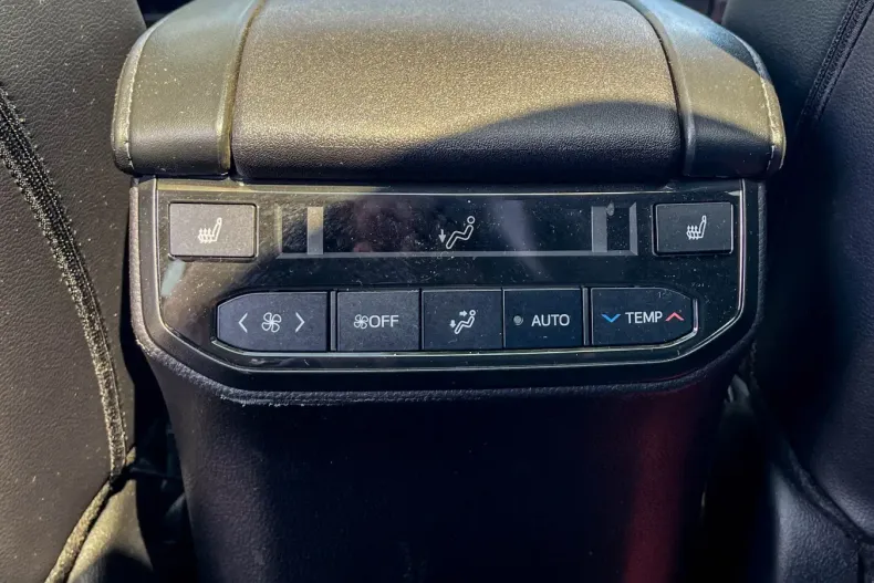 Toyota Highlander din 2024 cu 13.600 km - oferta TOY109765 - foto 18