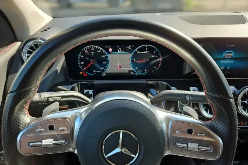 Mercedes-Benz GLA 220 din 2022 cu 62.811 km - oferta MER109777 - foto 8