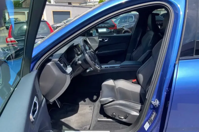 Volvo XC60 din 2021 cu 47.094 km - oferta VOL109780 - foto 10