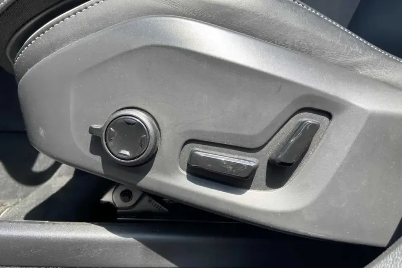 Volvo XC60 din 2021 cu 47.094 km - oferta VOL109780 - foto 15